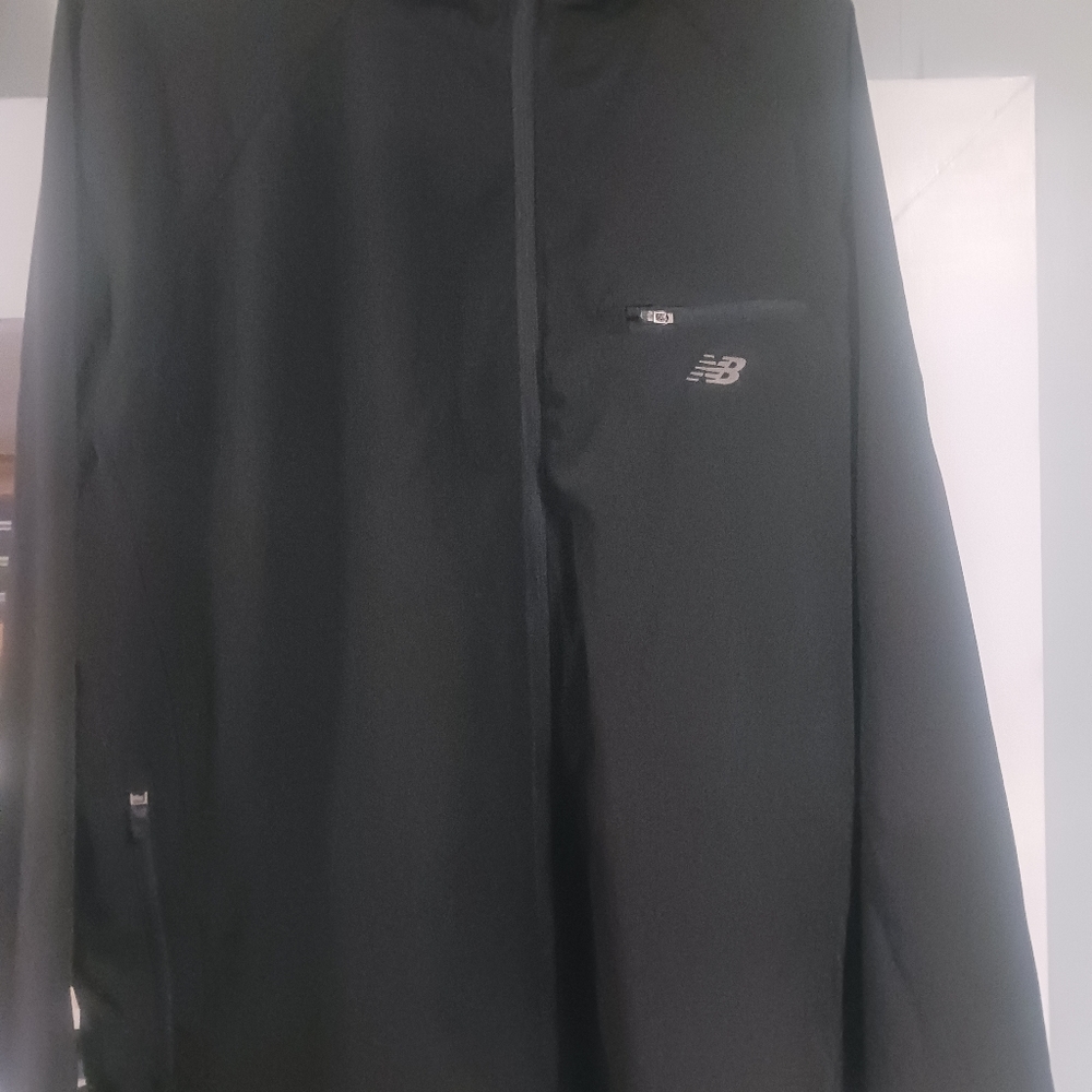 new balance windbreaker mens sz lg